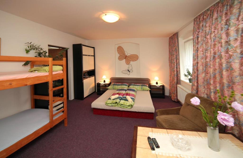 Pension U Kaštanů Karlovy Vary Ruang foto